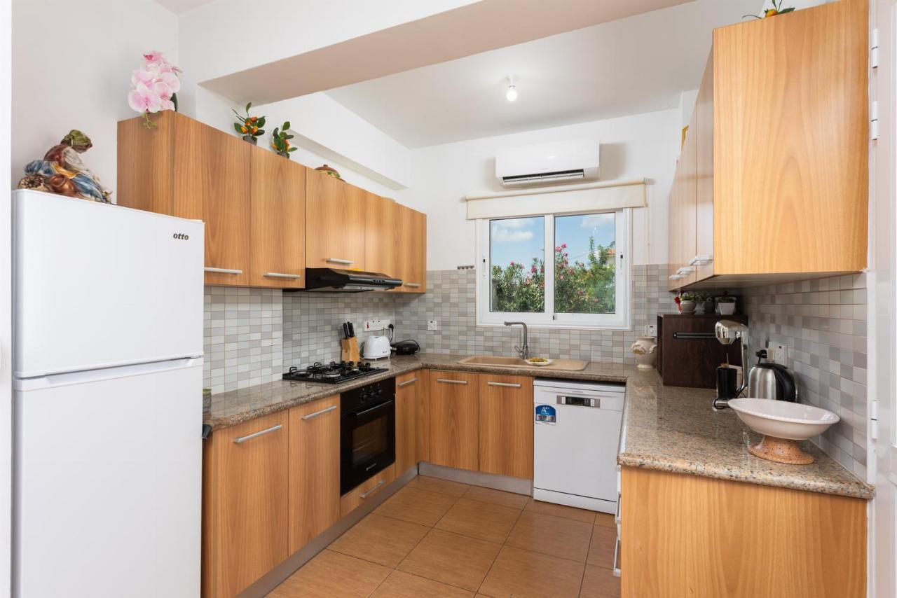 Villa Kalliopi Paralimni Ngoại thất bức ảnh