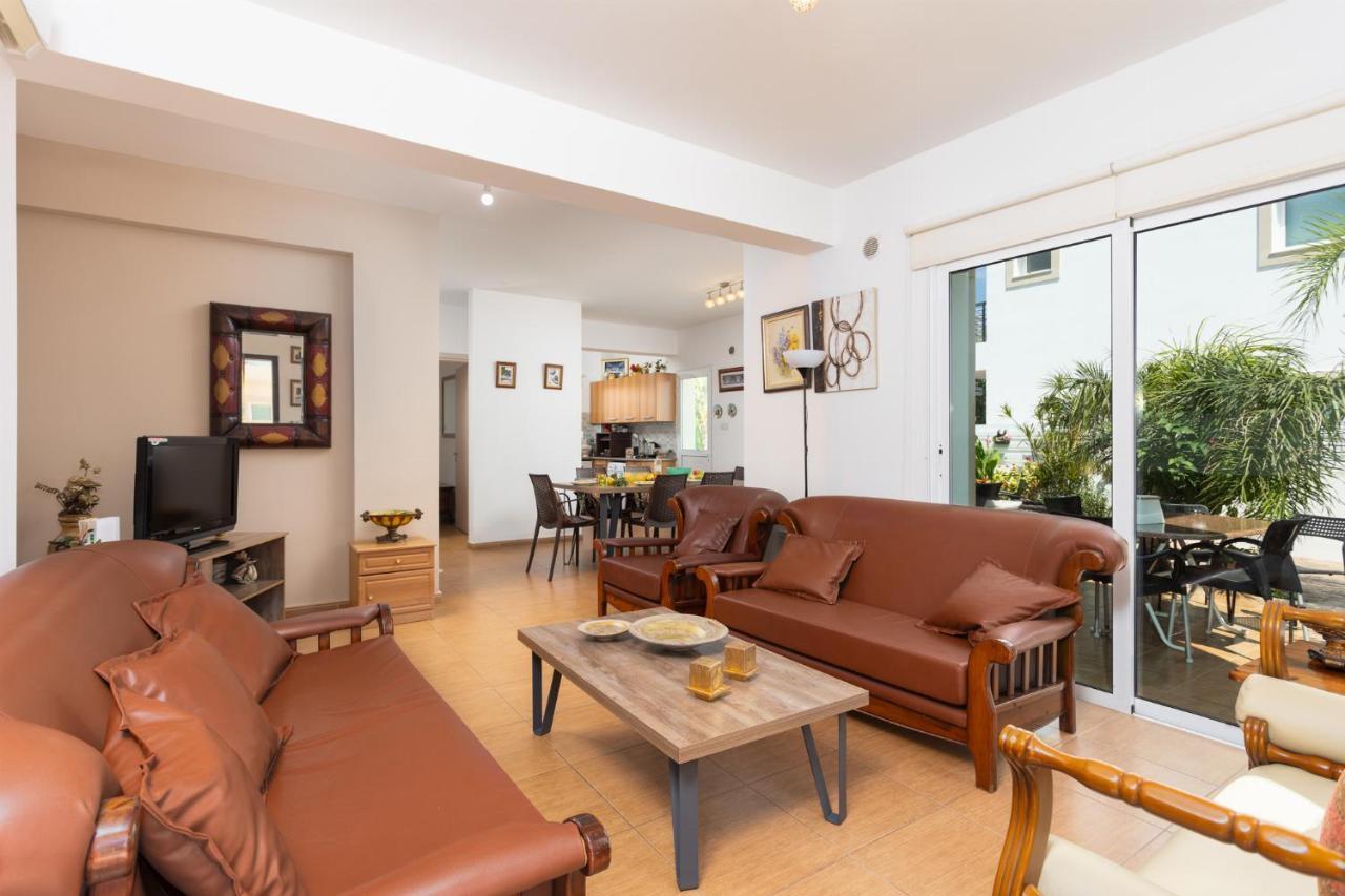 Villa Kalliopi Paralimni Ngoại thất bức ảnh