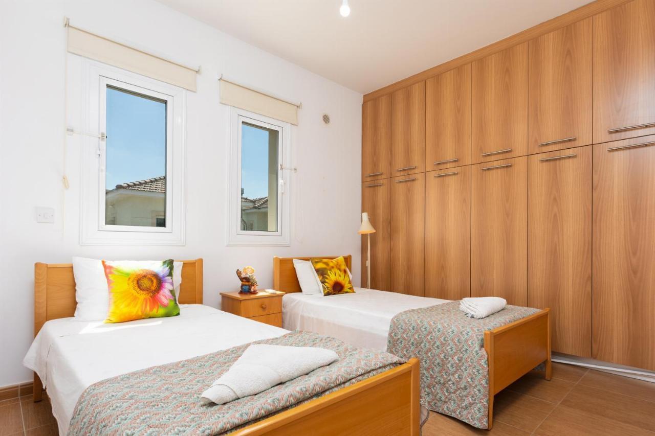 Villa Kalliopi Paralimni Ngoại thất bức ảnh